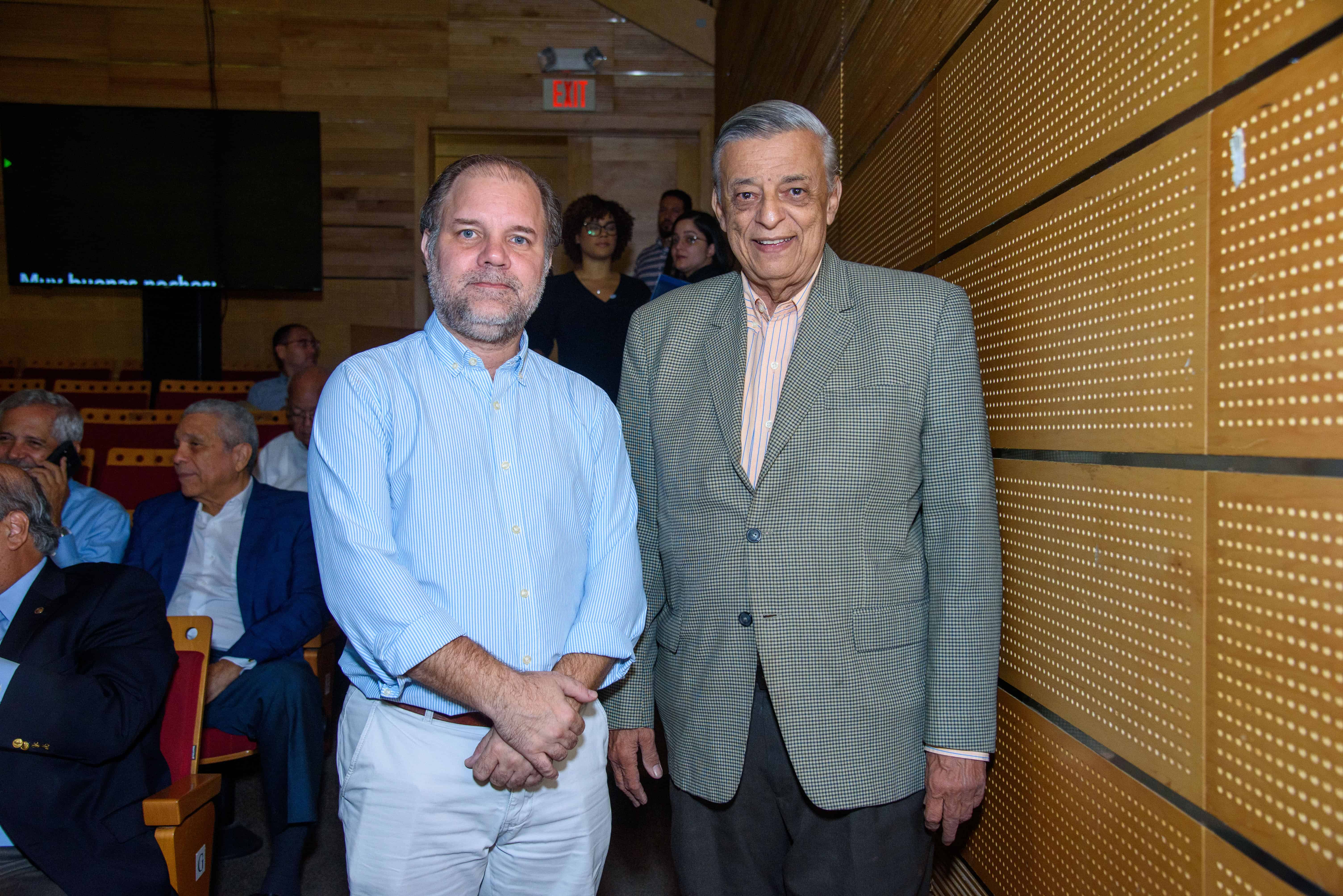 Joan Ferrer y Miguel I. Ortega Peguero.