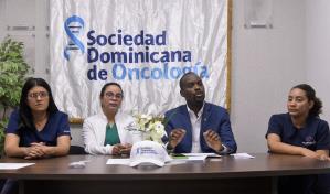 Oncólogos advierten sobre plan de entrega de medicamentos de alto costo a ARS