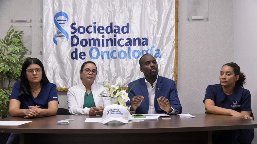 Oncólogos advierten sobre plan de entrega de medicamentos de alto costo a ARS Oncólogos advierten sobre plan de entrega de medicamentos de alto costo a ARS