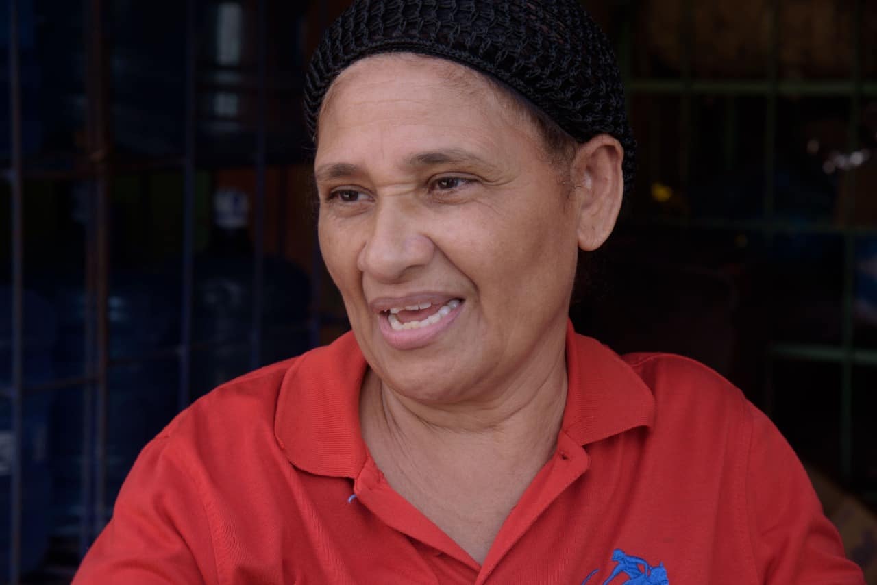 Mirelis Mateo, vecina de la familia Medina Vásquez