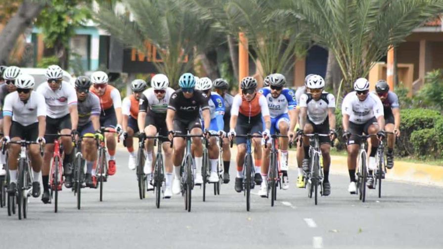 Atletismo y ciclismo cierran Semana Aniversario del Club Mauricio Báez Atletismo y ciclismo cierran Semana Aniversario del Club Mauricio Báez