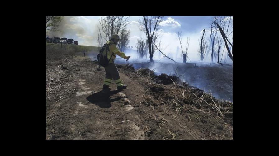 Una ola de incendios sacude ocho provincias de la mitad norte de Argentina Una ola de incendios sacude ocho provincias de la mitad norte de Argentina