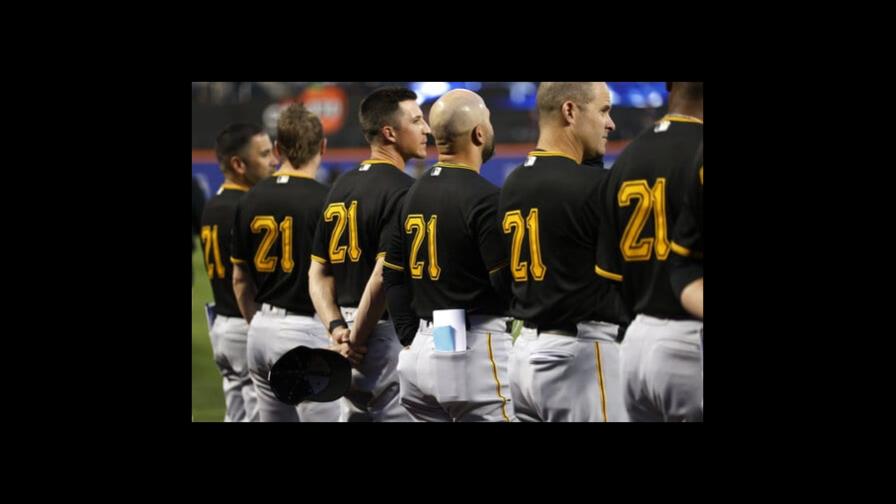 Grandes Ligas celebran Día de Roberto Clemente