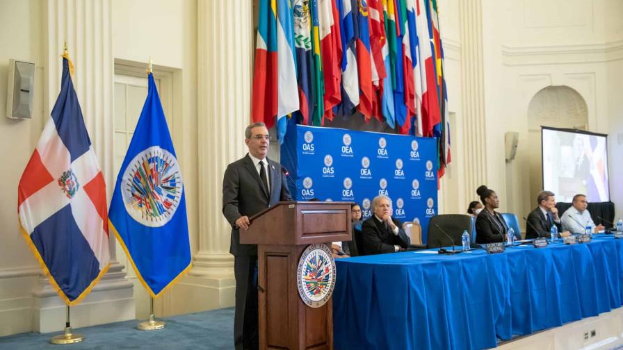 Abinader pide a la OEA detener “guerra civil de baja intensidad” en Haití