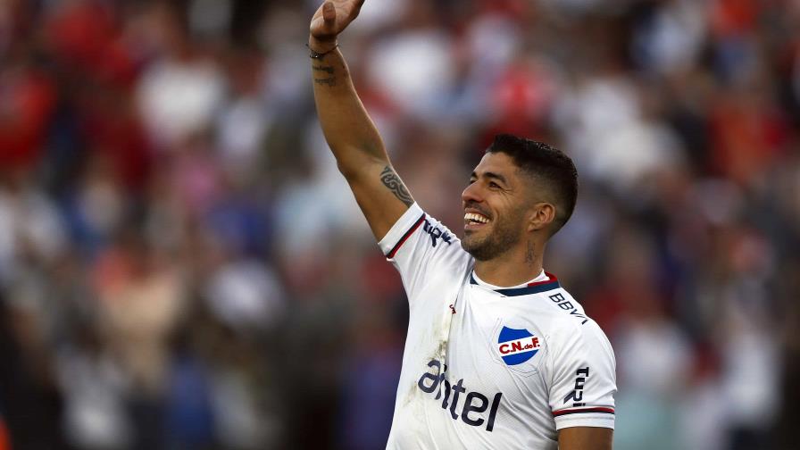 Mundial: Suárez regresa y algunas novedades en Uruguay
