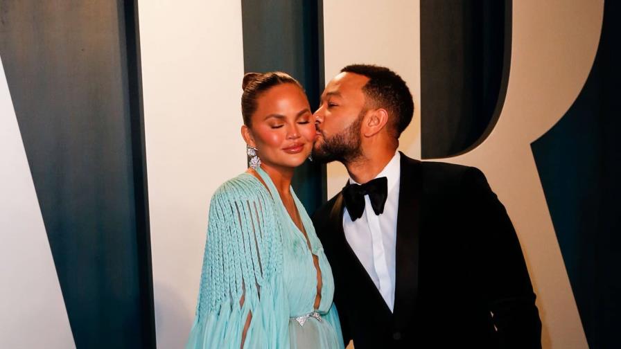 Chrissy Teigen revela la verdad de su aborto: Llamémoslo como era