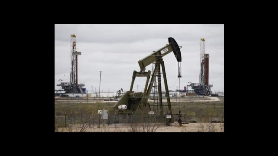 El petróleo de Texas abre al alza y se coloca a 85.32 dólares el barril