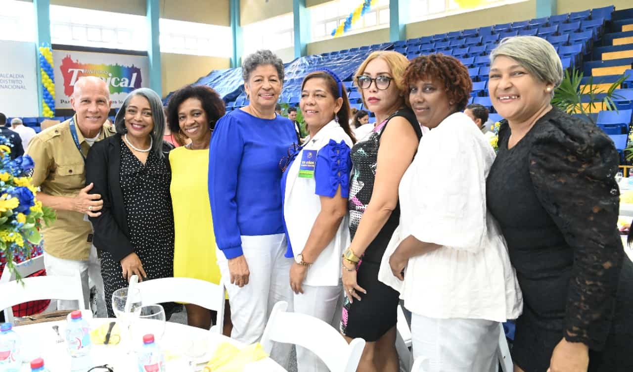 Asistentes al desayuno del Club Mauricio Báez, en su versión 2022.