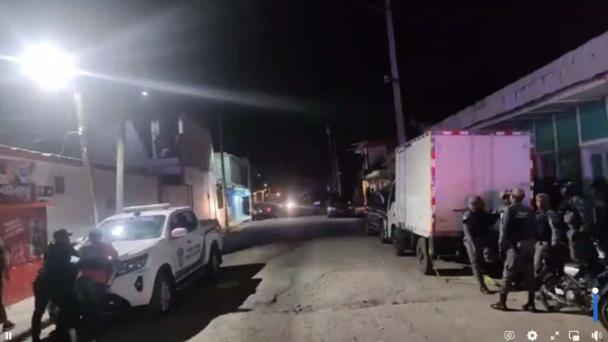 Sube a seis cifra de policías heridos por hombre atrincherado en La Romana; uno está grave
