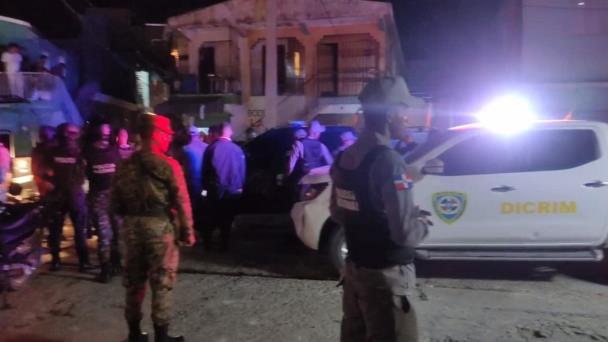 Policía abate hombre que se atrincheró en La Romana, mató a dos civiles e hirió seis policías