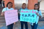 Pacientes del Moscoso Puello se manifiestan frente a la oficina de Alto Costo Pacientes del Moscoso Puello se manifiestan frente a la oficina de Alto Costo