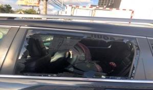 Hombre que apedreaba vehículos en la 27 de Febrero padece trastorno psicótico