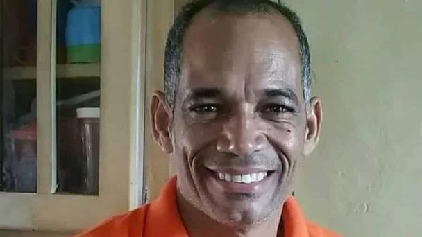 Ele se cansou dos roubos e começou a caçar sozinho os ladrões do seu bairro revistapazes.com - Ele se cansou dos roubos e começou a caçar sozinho os ladrões do seu bairro