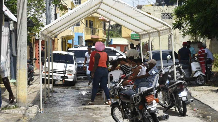 Velan tres de las víctimas del ebanista Román Guerrero en La Romana Velan tres de las víctimas del ebanista Román Guerrero en La Romana