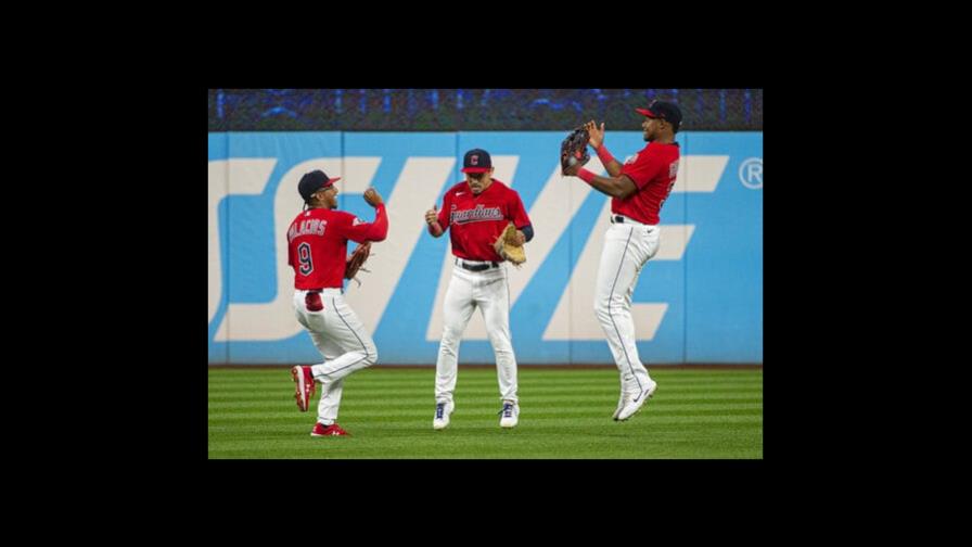 Los Guardianes superan a Mellizos gracias a wild pitch