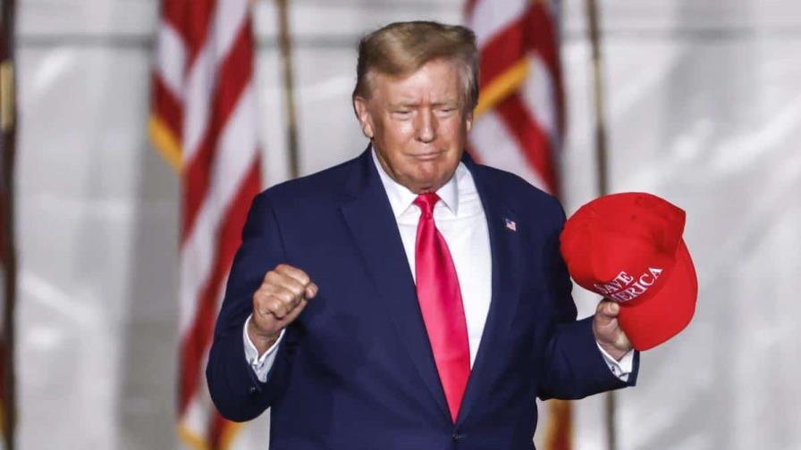 Gobierno de EEUU apela el fallo que le impide revisar los documentos de Trump