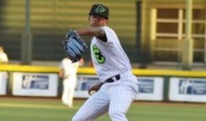 Estrellas firman tres relevistas como agentes libres en LIDOM