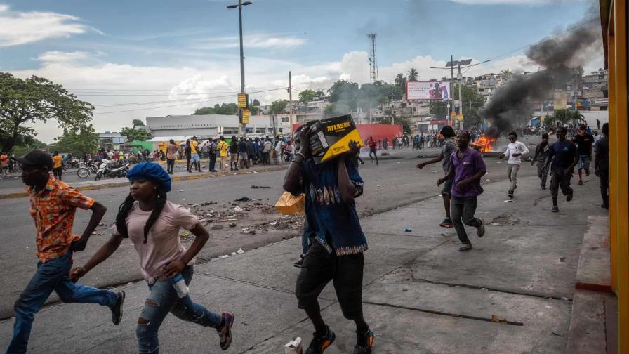 Nueva jornada de manifestaciones y más violencia en Haití