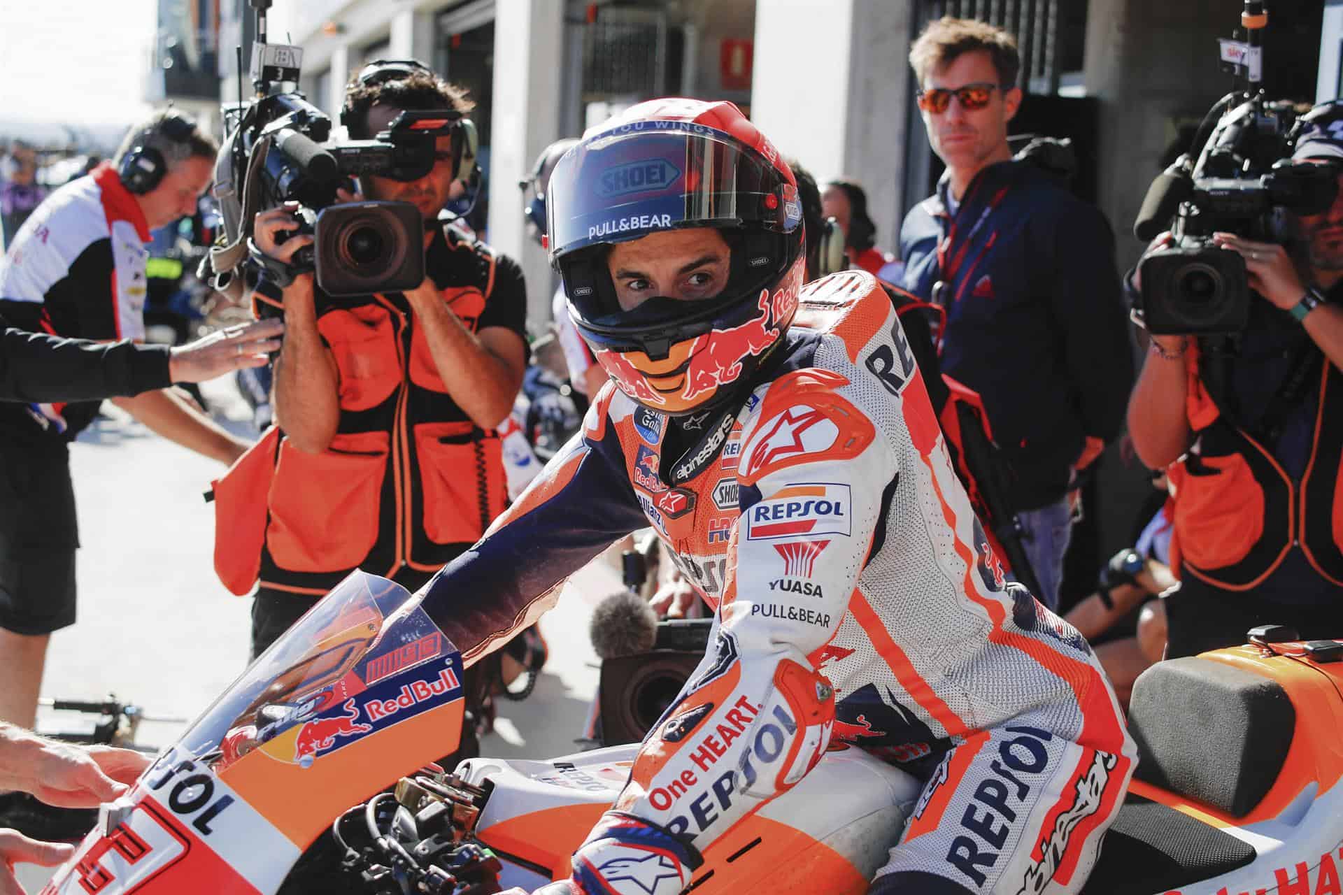  El piloto español Marc Márquez durante la sesión de entrenamiento del Gran Premio Animoca Brands de Aragón que se celebra este fin de semana en el circuito turolense de de Motorland Alcañiz. 