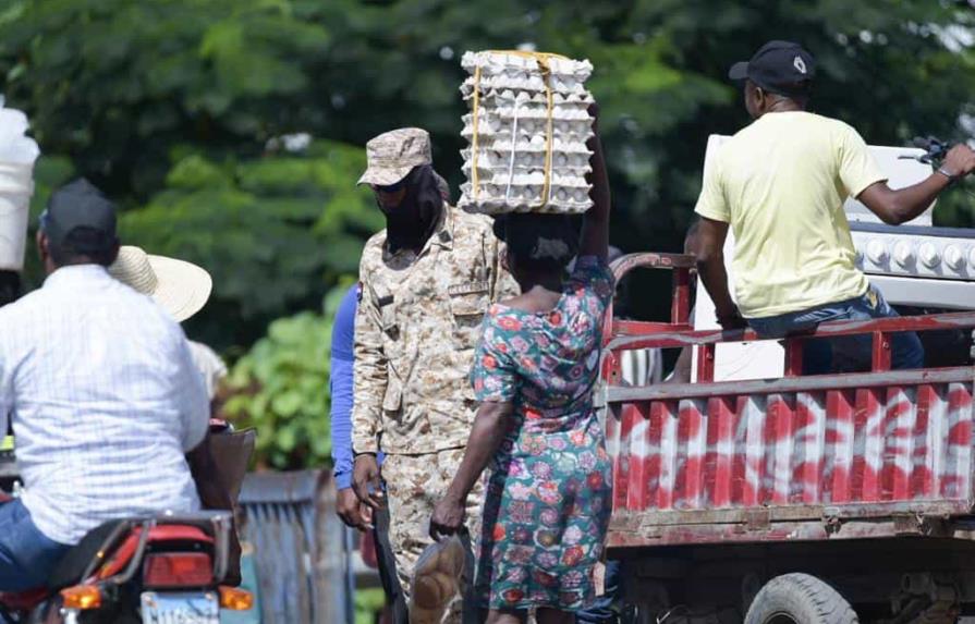 Haitianos narran el peligro que enfrentan para trasladarse al mercado de Dajabón