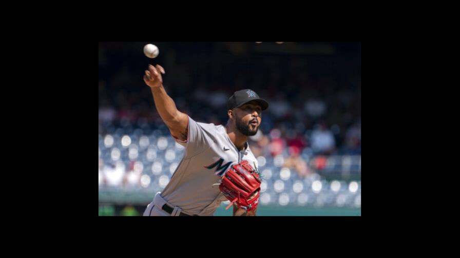 Alcántara logra 5to juego completo; Marlins se imponen