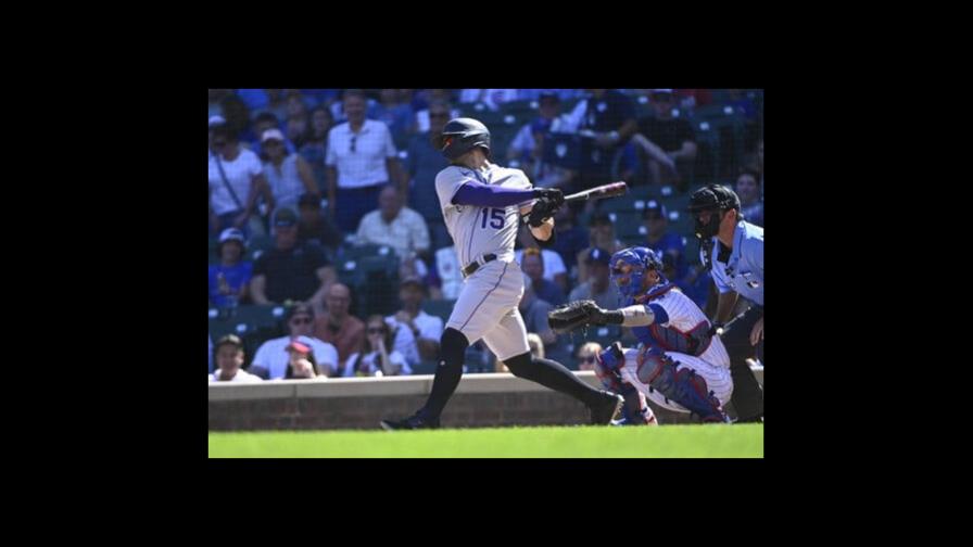 Rockies consiguen rara victoria como visitantes