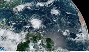 Más de 250,000 personas sin luz en Puerto Rico ante llegada de tormenta Fiona