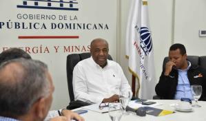 Sector eléctrico se declara en sesión permanente por tormenta Fiona