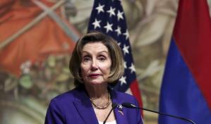 Pelosi llega a Armenia tras los enfrentamientos fronterizos con Azerbaiy&aacute;n