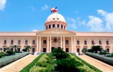 Poder Ejecutivo ordena la extradición de cuatro dominicanos a EEUU y PR