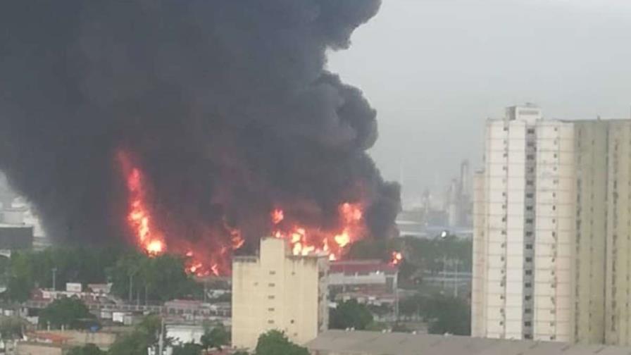 Se registra incendio en refinería en Venezuela; no hay heridos Se registra incendio en refinería en Venezuela; no hay heridos