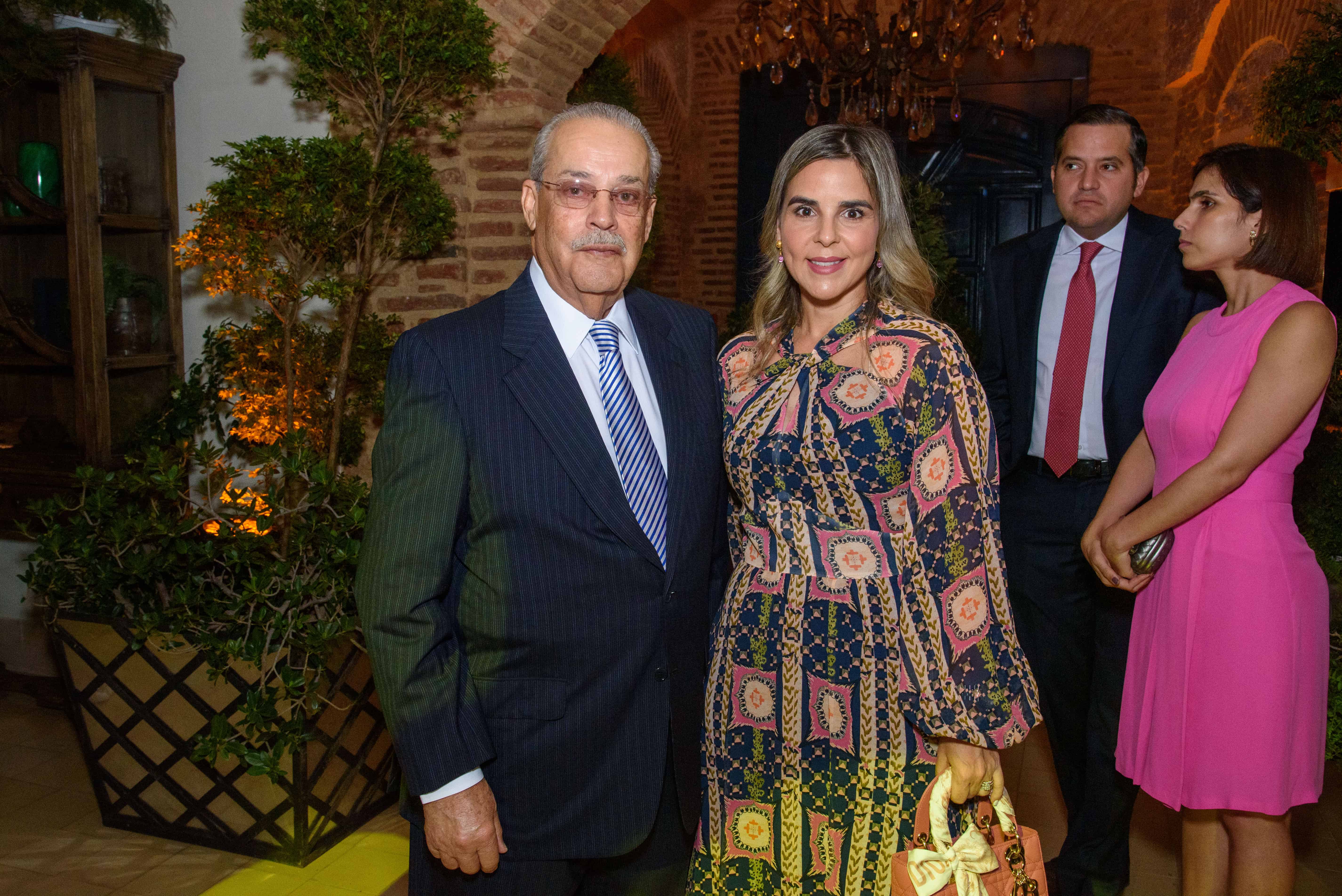 Carlos Leroux y Rosy Sánchez.