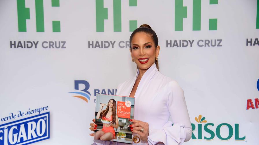 Haidy Cruz pone en circulación libro de recetas