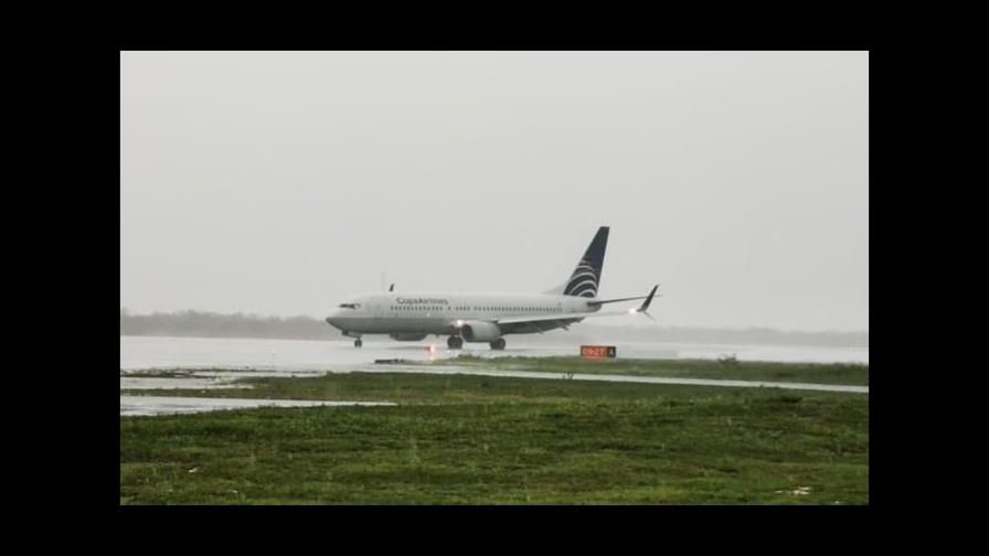 Aeropuerto de Punta Cana anuncia llegada del primer vuelo tras paso del huracán Fiona por el país Aeropuerto de Punta Cana anuncia llegada del primer vuelo tras paso del huracán Fiona por el país