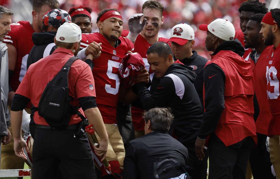 Trey Lance, quarterback de los 49ers, es operado con éxito del tobillo
