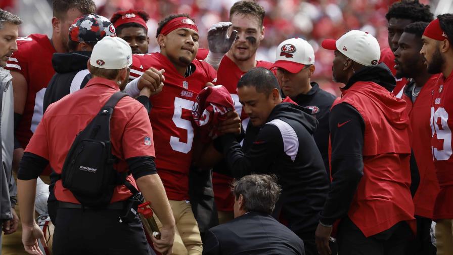 Trey Lance, quarterback de los 49ers, es operado con éxito del tobillo Trey Lance, quarterback de los 49ers, es operado con éxito del tobillo