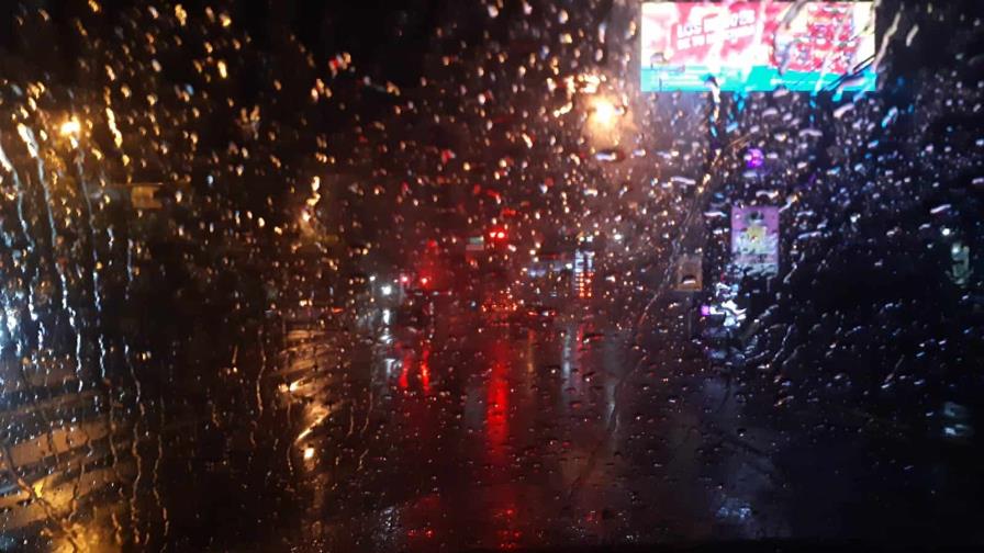 Ya se sienten las lluvias en el Gran Santo Domingo a causa del huracán Fiona