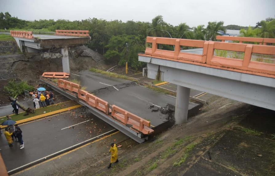 Puente que se desplomó en La Vega tenía dos meses cerrado, dice MOPC