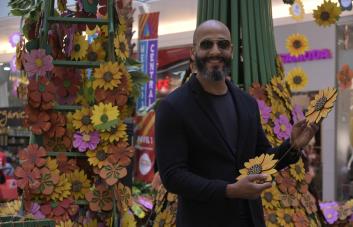 Rene Castillo invita a conectar con la realidad en el Árbol de la Esperanza