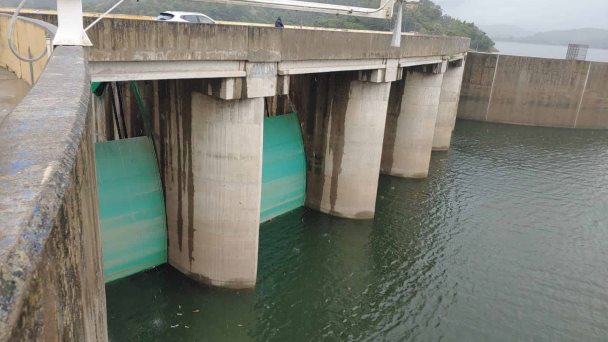 Presas mantienen capacidad de regular las lluvias dejadas por Fiona