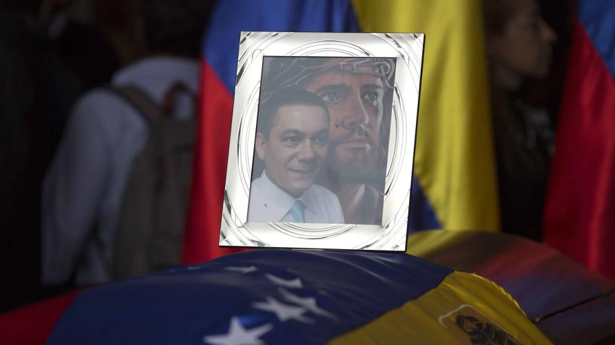 Corte de EEUU otorga US$73 millones a familia de concejal venezolano asesinado