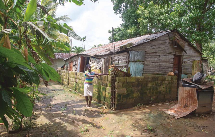 Familias en Guerra claman ayuda para reparar sus casas