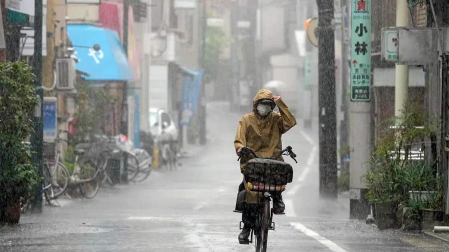 Tifón Nanmadol daña un centro de agencia aeroespacial a su paso por Japón Tifón Nanmadol daña un centro de agencia aeroespacial a su paso por Japón