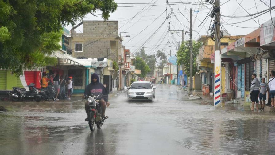 Prohíben venta de alcohol en algunas provincias del este y el nordeste del país