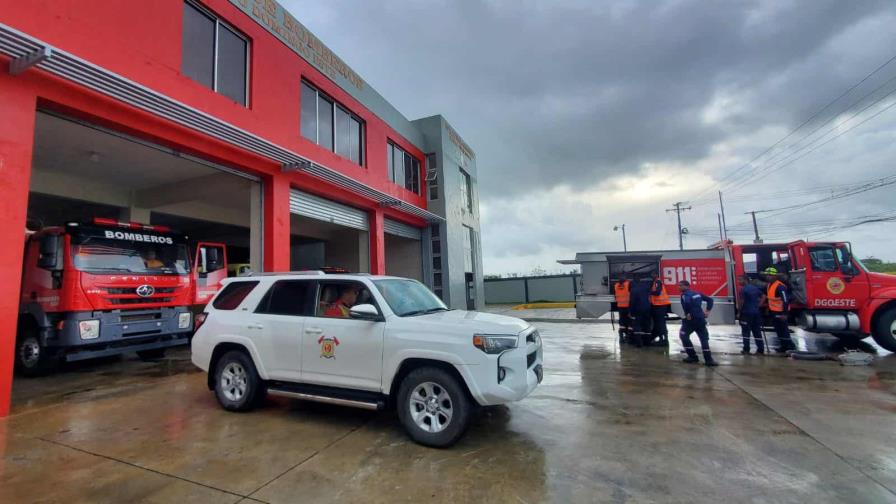 Bomberos de Santo Domingo Este darán apoyo a provincias golpeadas por Fiona