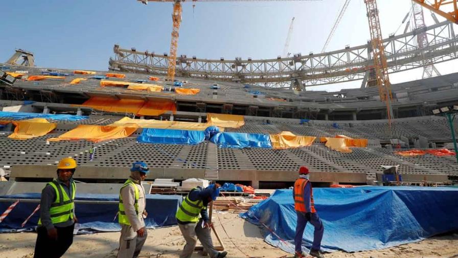 ONG piden a patrocinadores de Mundial presionar para compensar a trabajadores