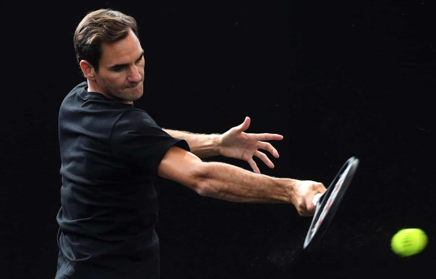 Federer desea un último partido de dobles con Nadal y no convertirse en un fantasma