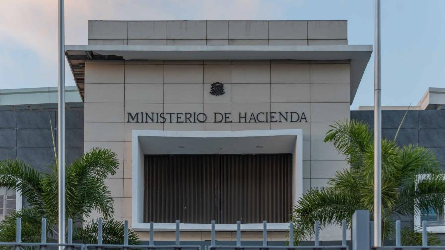 Hacienda explica disminución monto para obras vulnerables; no contemplan otra adenda al presupuesto