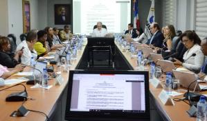 CNSS ratifica autorización de afiliar a niños en orfanatos al régimen subsidiado