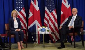 Biden y Truss se reúnen por primera vez con Irlanda del Norte en la agenda